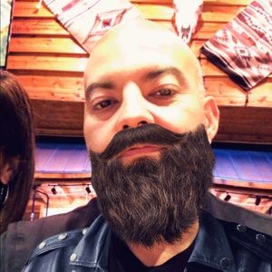 Meet your Posher, Marcos